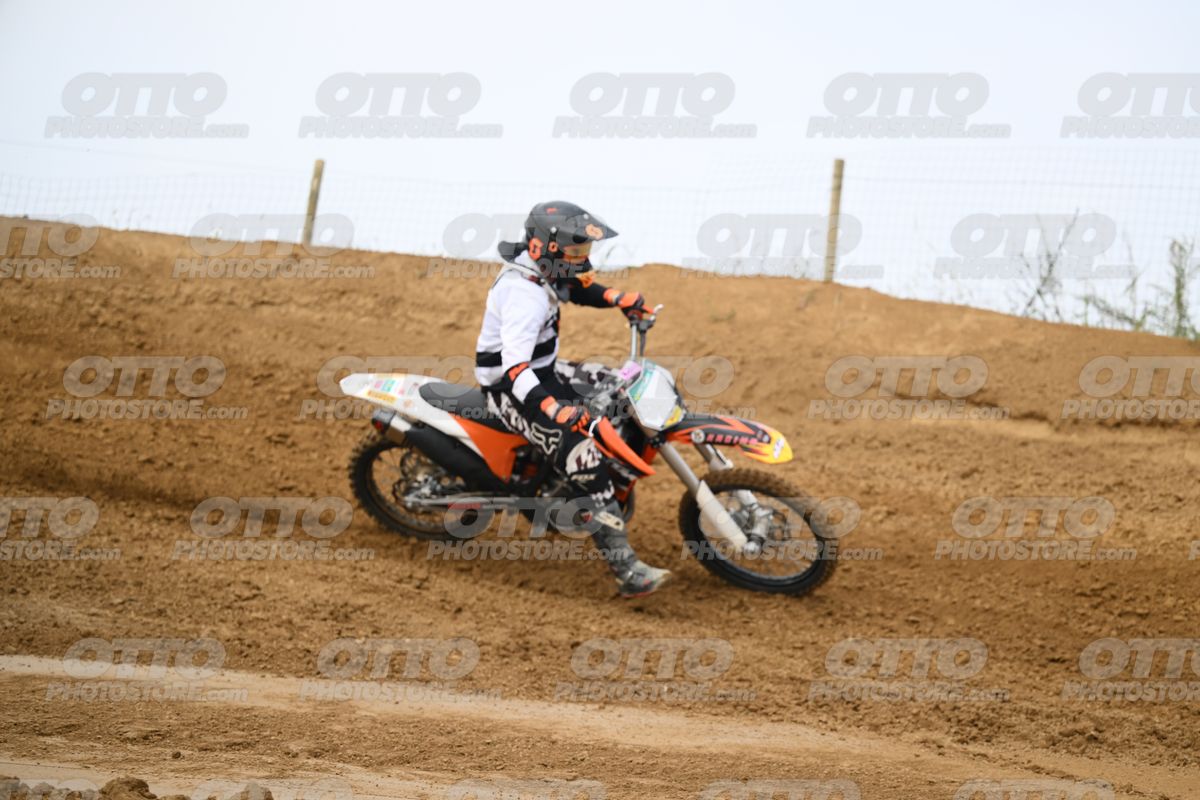 KTM ORANGE WHITE - BLACK WHITE ORANGE SUIT - BLACK ORANGE HELMET · DSH_0466