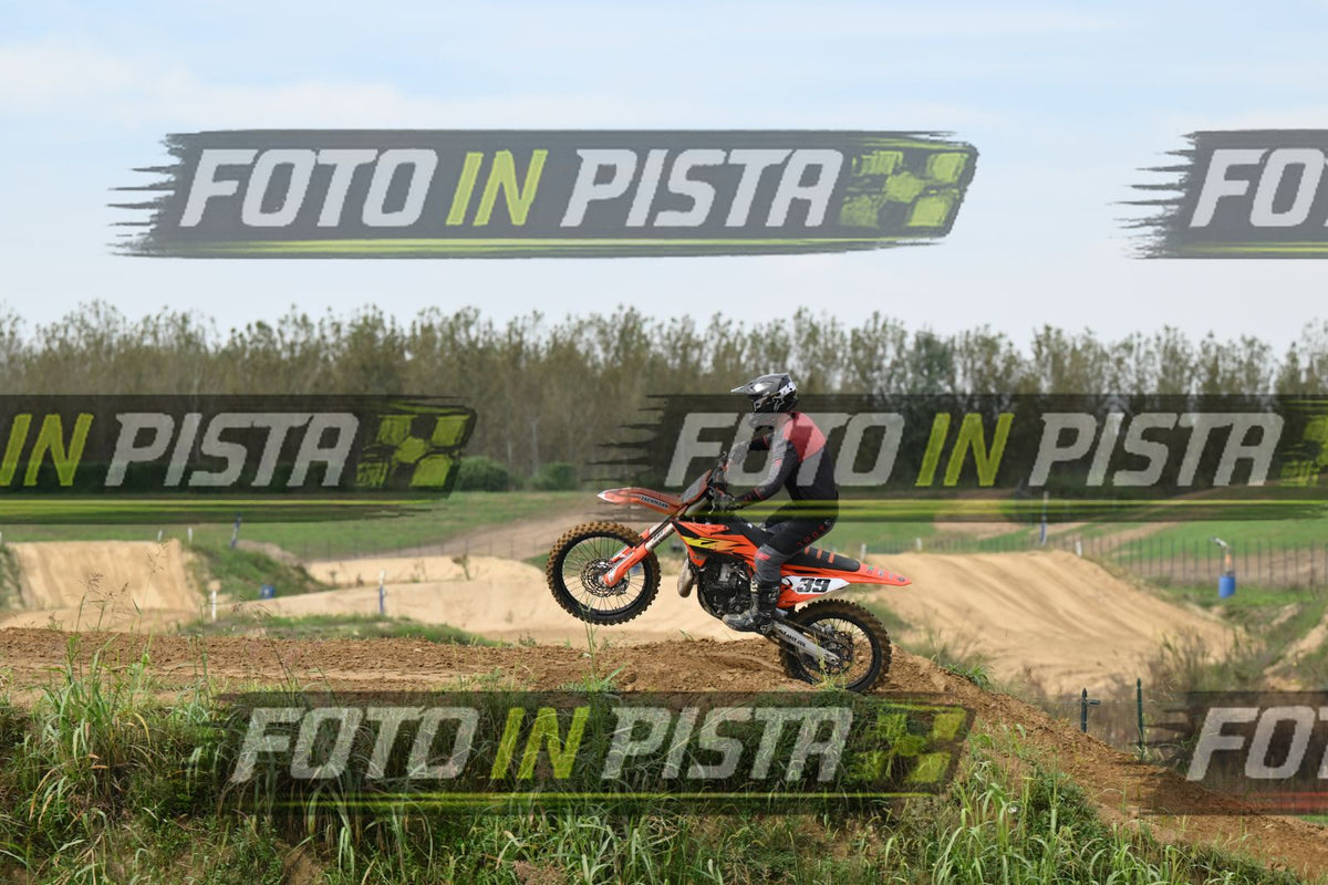 39 · DSH_0473