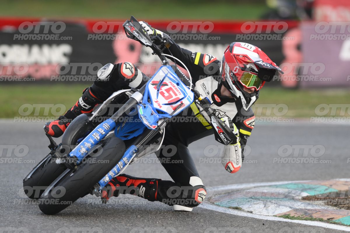 SUPERMOTO 450 · DSH_0501