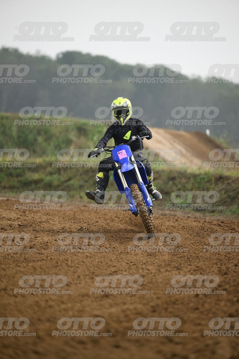 YAMAHA YZ -45F blue - Yellow Helmet · DSH_0514