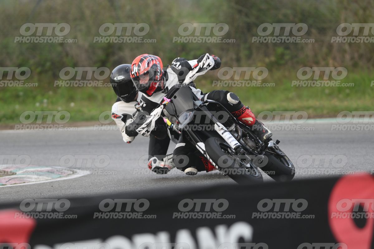 SUPERMOTO 0 J1 · DSH_0517