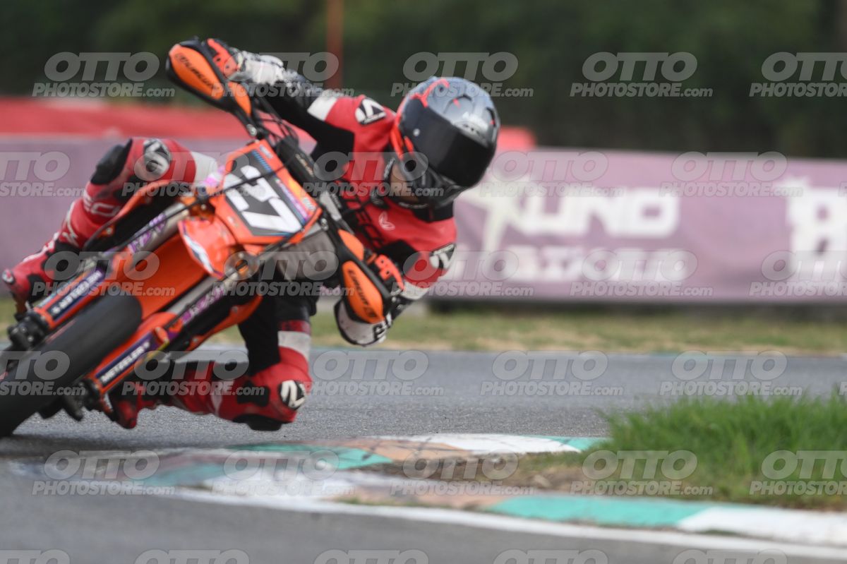 SUPERMOTO 27 · DSH_0534