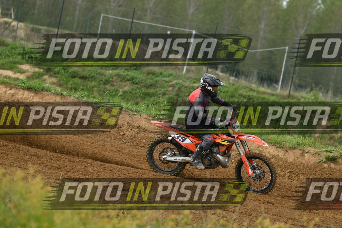 39 · DSH_0540