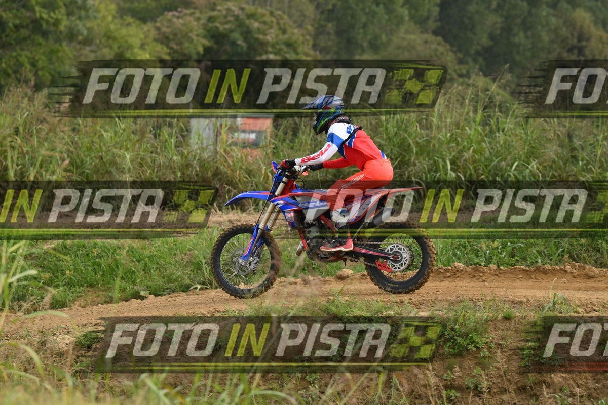 FANTIC RED PINK · DSH_0554
