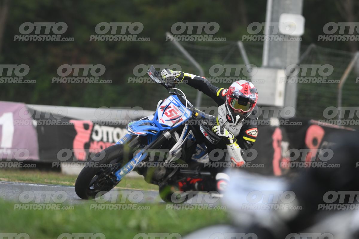 SUPERMOTO 450 · DSH_0555