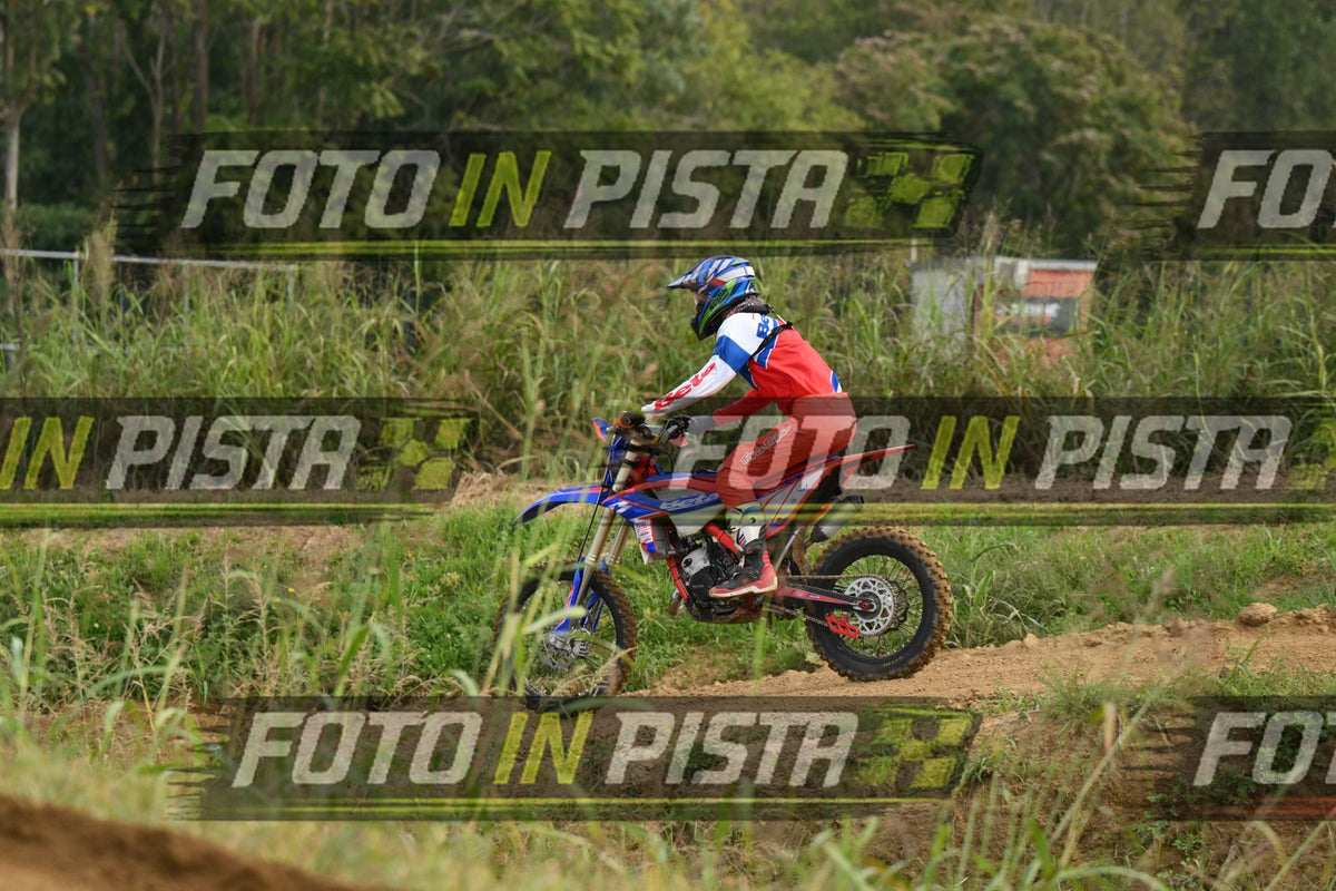 FANTIC RED PINK · DSH_0556