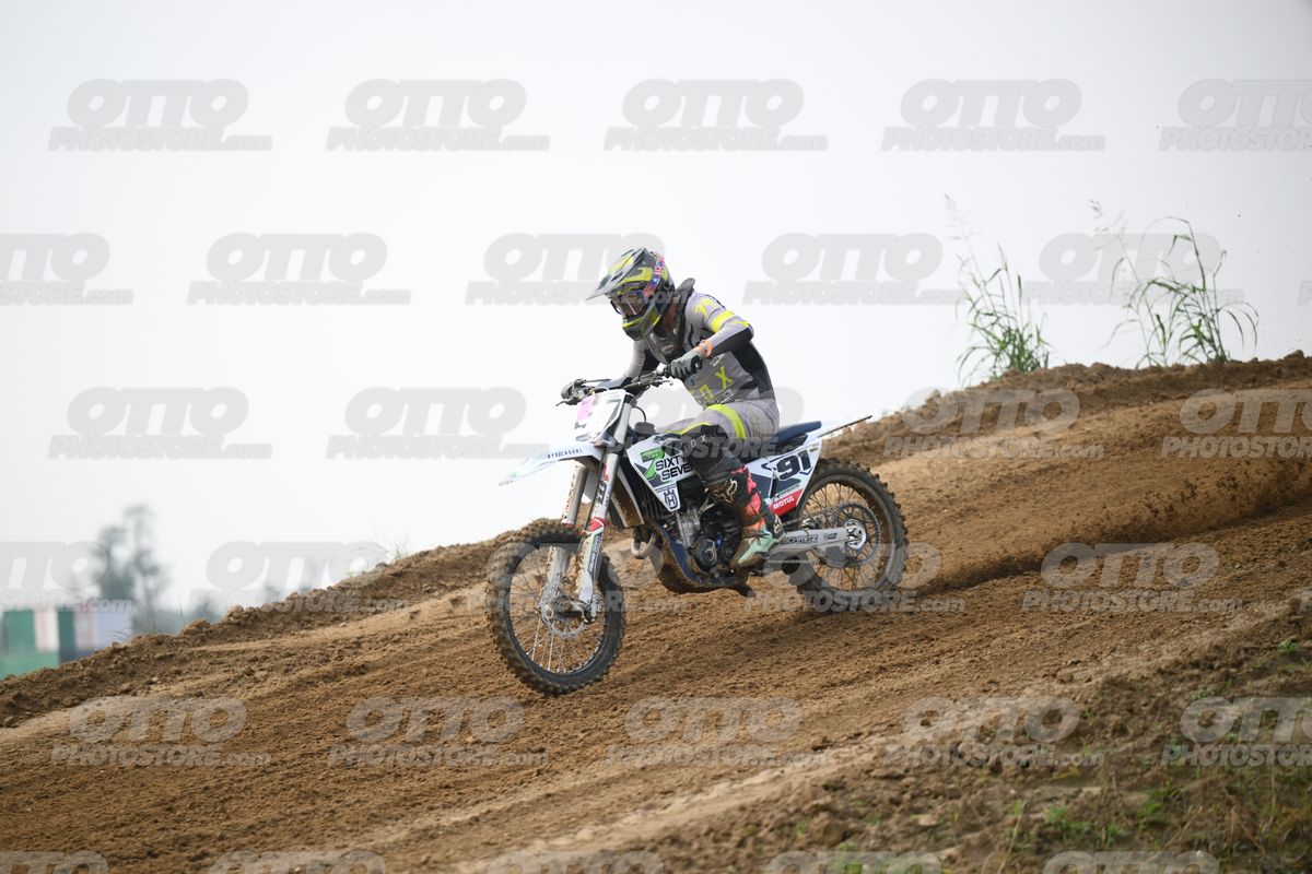 91 · DSH_0560
