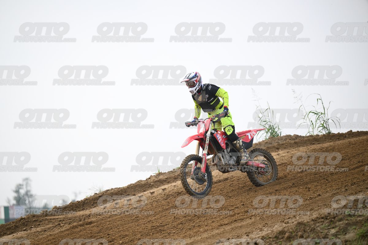 7 · DSH_0567