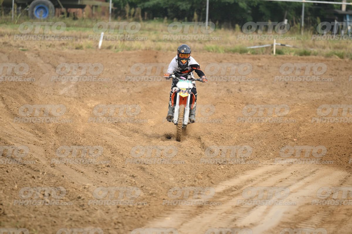 KTM ORANGE WHITE - BLACK WHITE ORANGE SUIT - BLACK ORANGE HELMET · DSH_0635