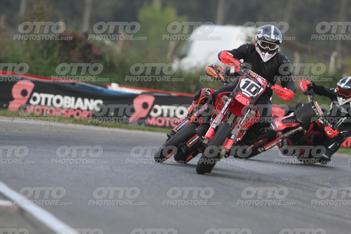 SUPERMOTO 10 (RED) · DSH_0637
