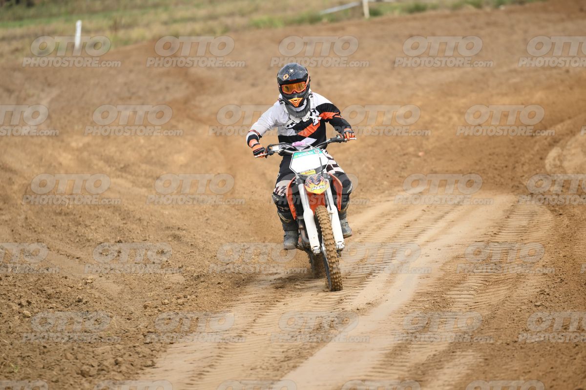 KTM ORANGE WHITE - BLACK WHITE ORANGE SUIT - BLACK ORANGE HELMET · DSH_0637