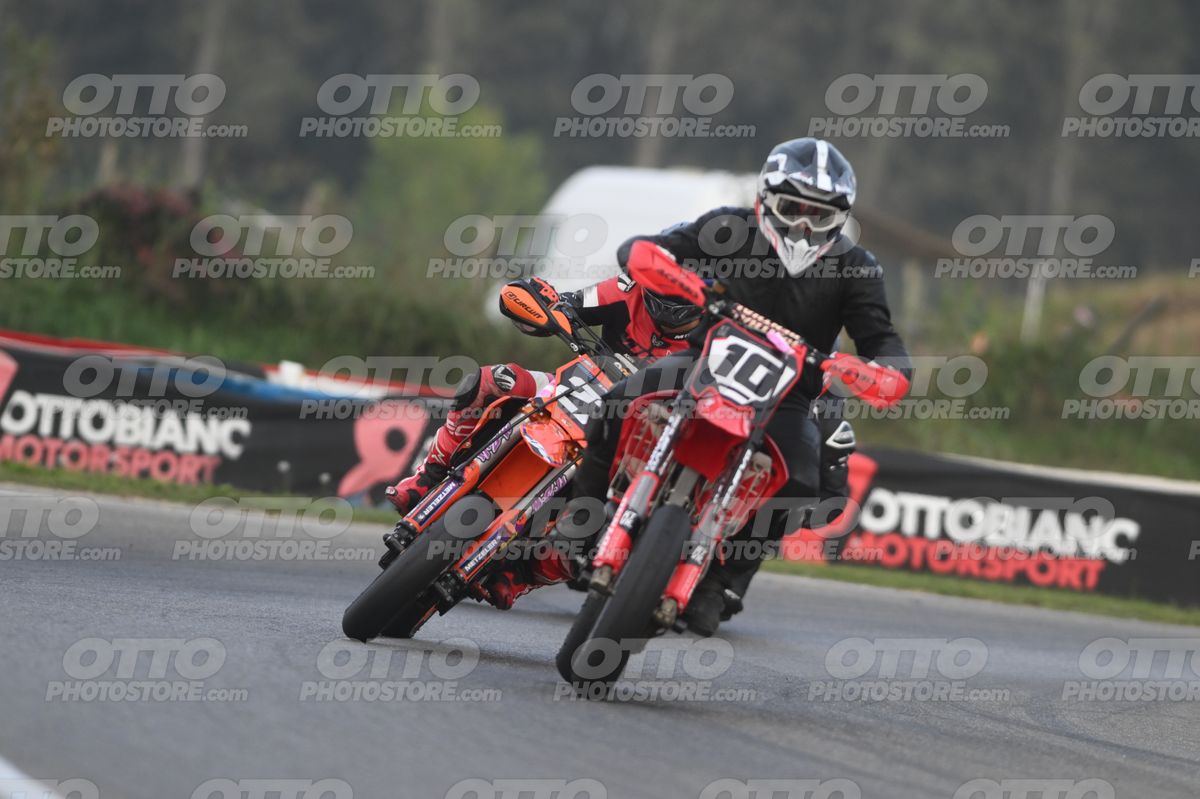 SUPERMOTO 10 (RED) · DSH_0638