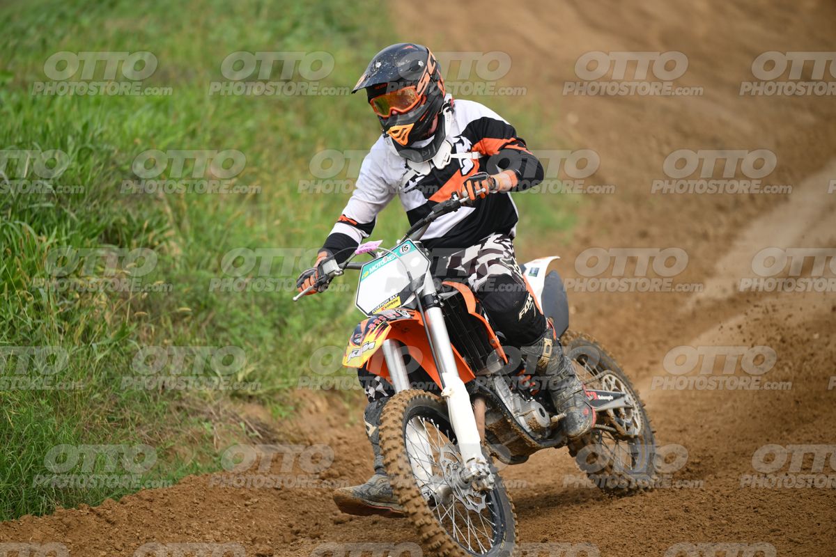 KTM ORANGE WHITE - BLACK WHITE ORANGE SUIT - BLACK ORANGE HELMET · DSH_0641