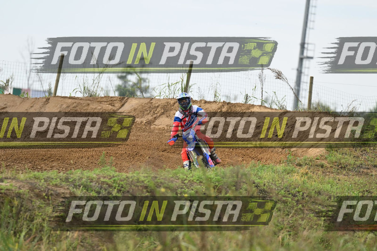 FANTIC RED PINK · DSH_0642