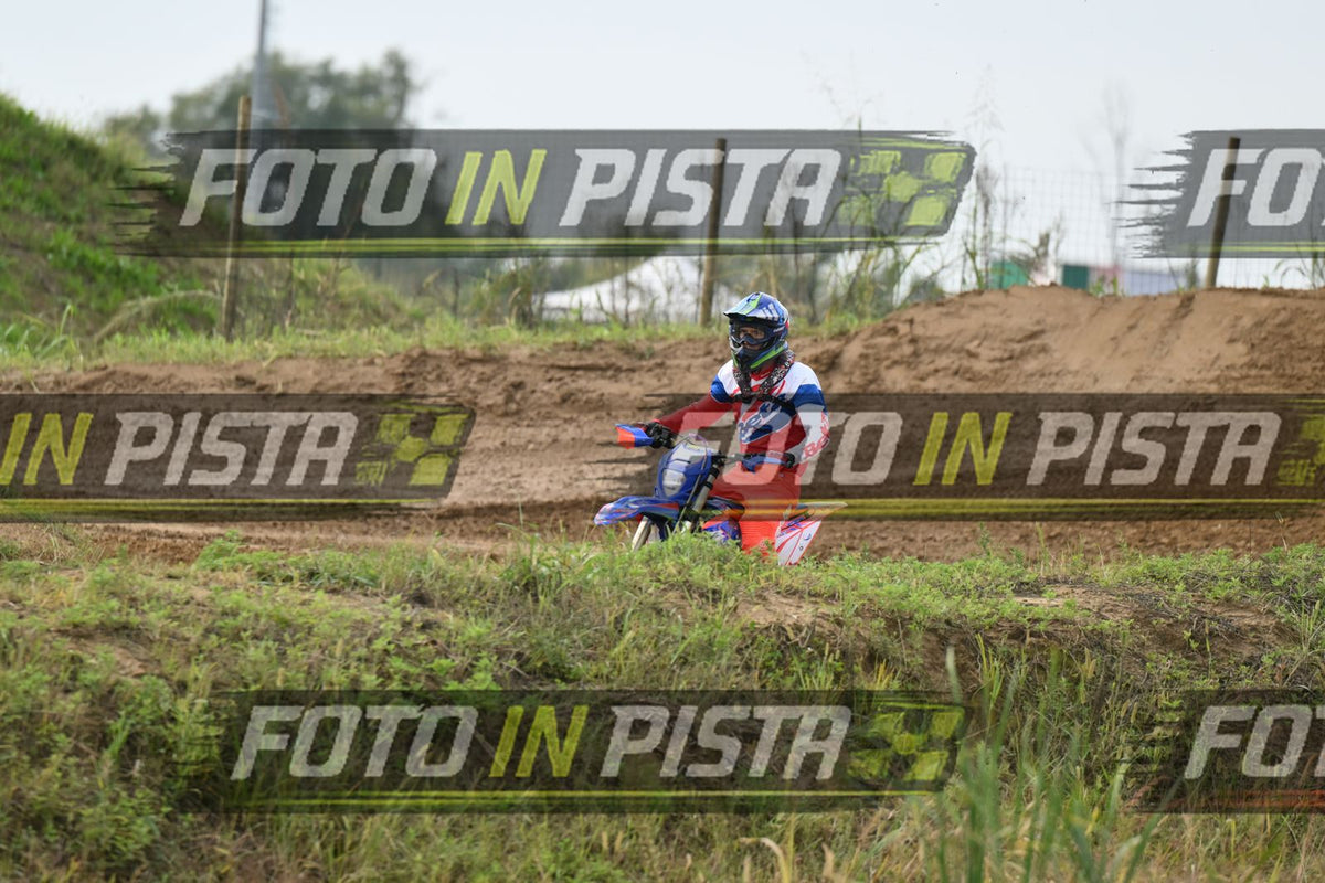 FANTIC RED PINK · DSH_0643