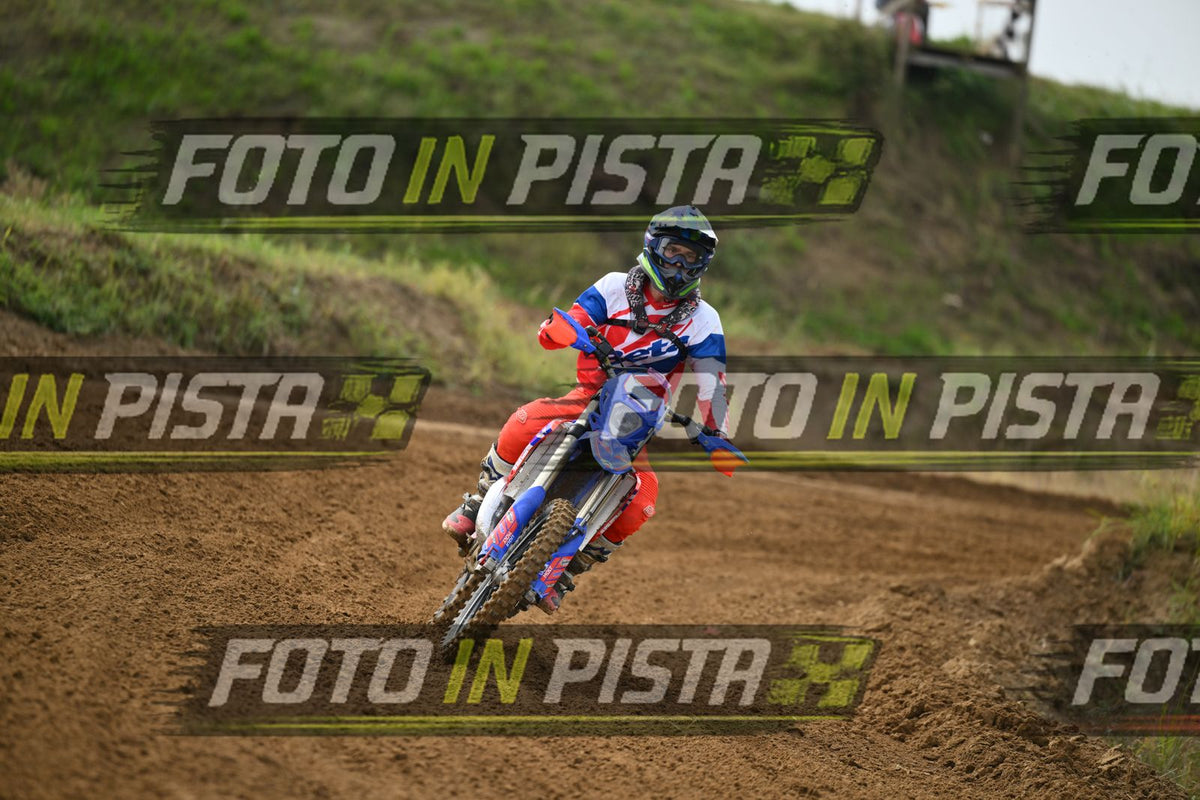 FANTIC RED PINK · DSH_0653