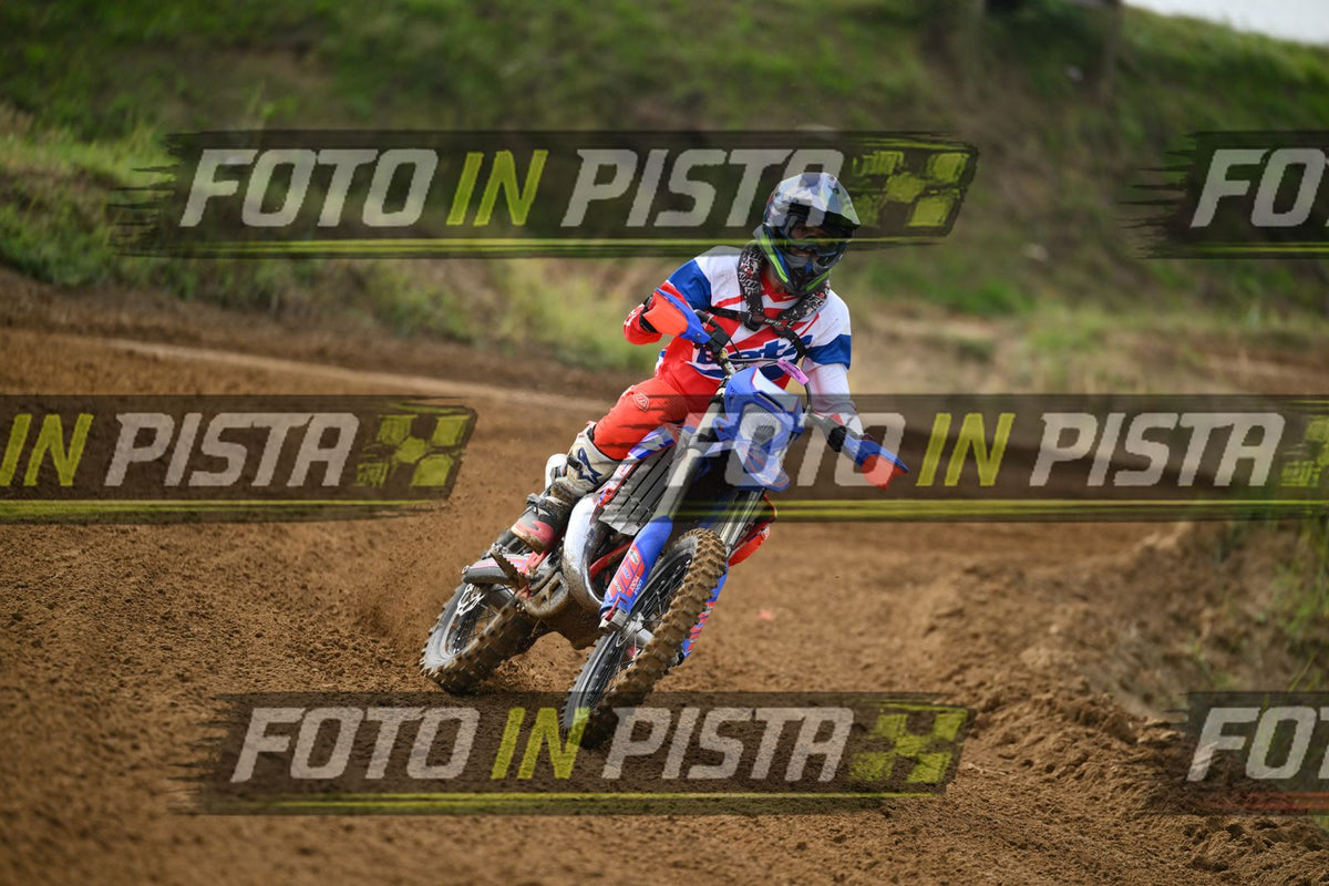 FANTIC RED PINK · DSH_0655