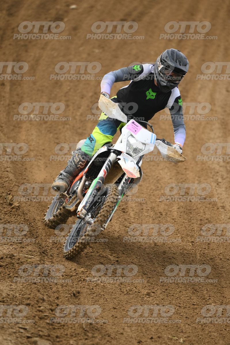 WHITE BIKE WITH PINK NUMBER PLATE - BLACK GREY FLUO GREEN FOX SUIT WITH FLUO YELLOW GREEN TEAL PANTS - BLACK GREY HELMET · DSH_0692