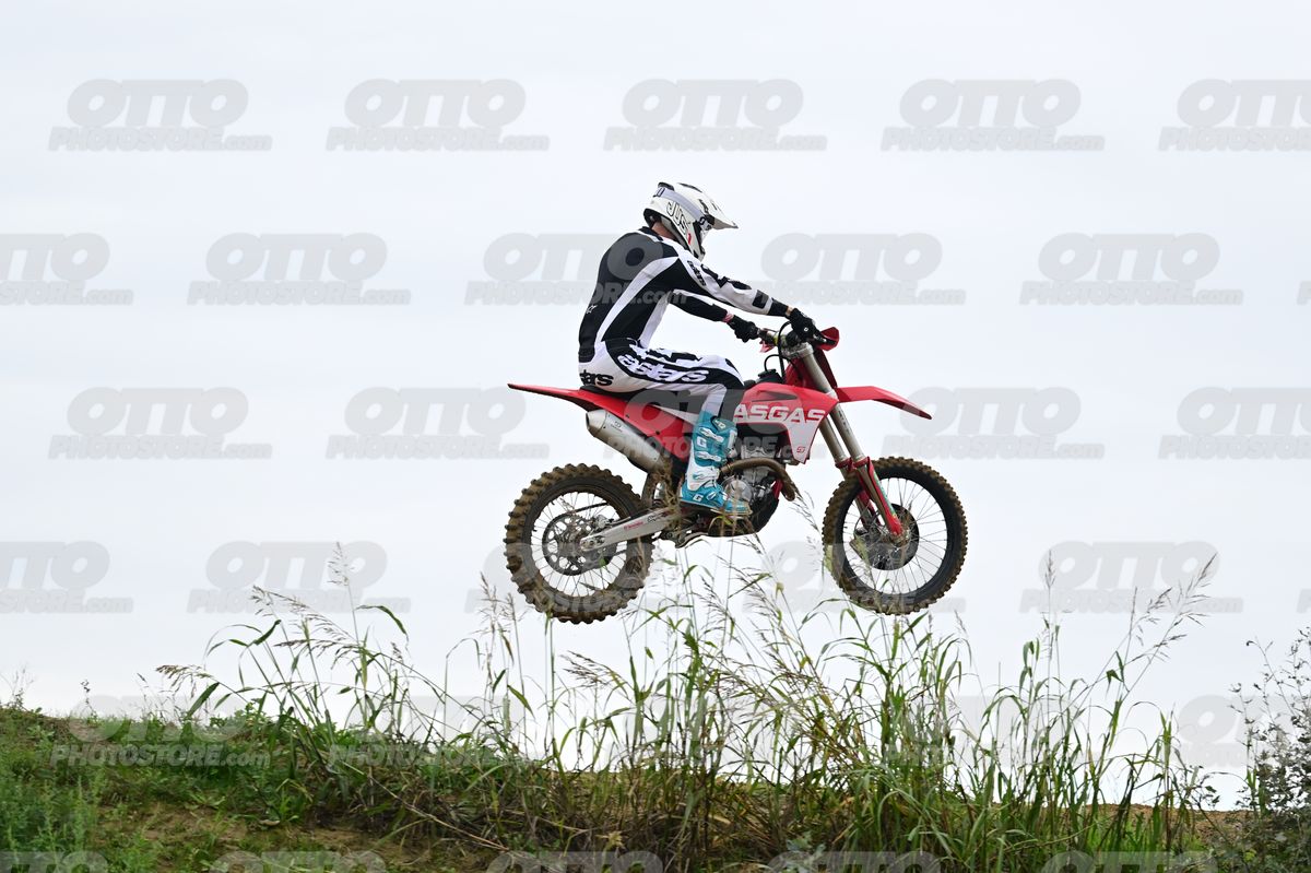 0 - HONDA RED WHITE - WHITE BLACK SUITE (WHITE BLACK HELMET) · DSH_0694