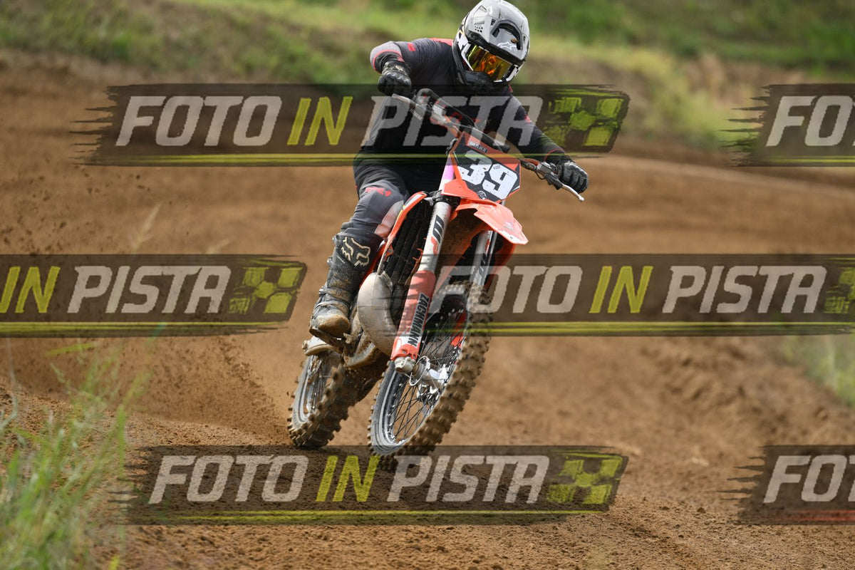 39 · DSH_0700