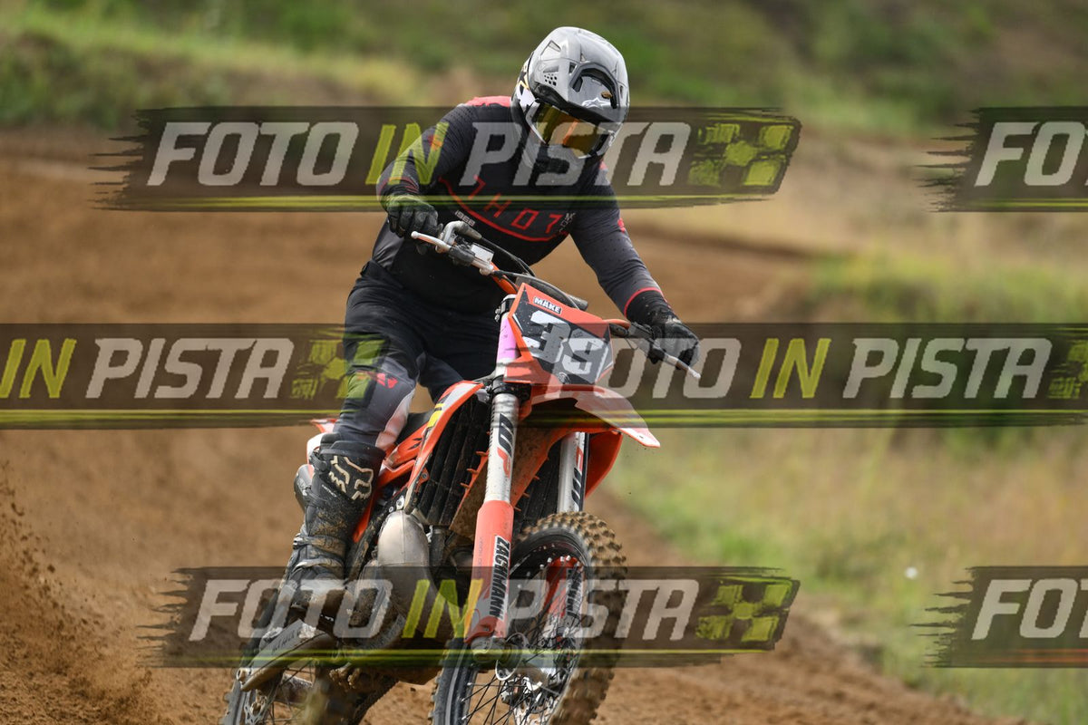 39 · DSH_0702