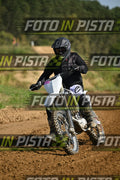 WHITE BIKE - BLACK SHIRT · DSH_0709