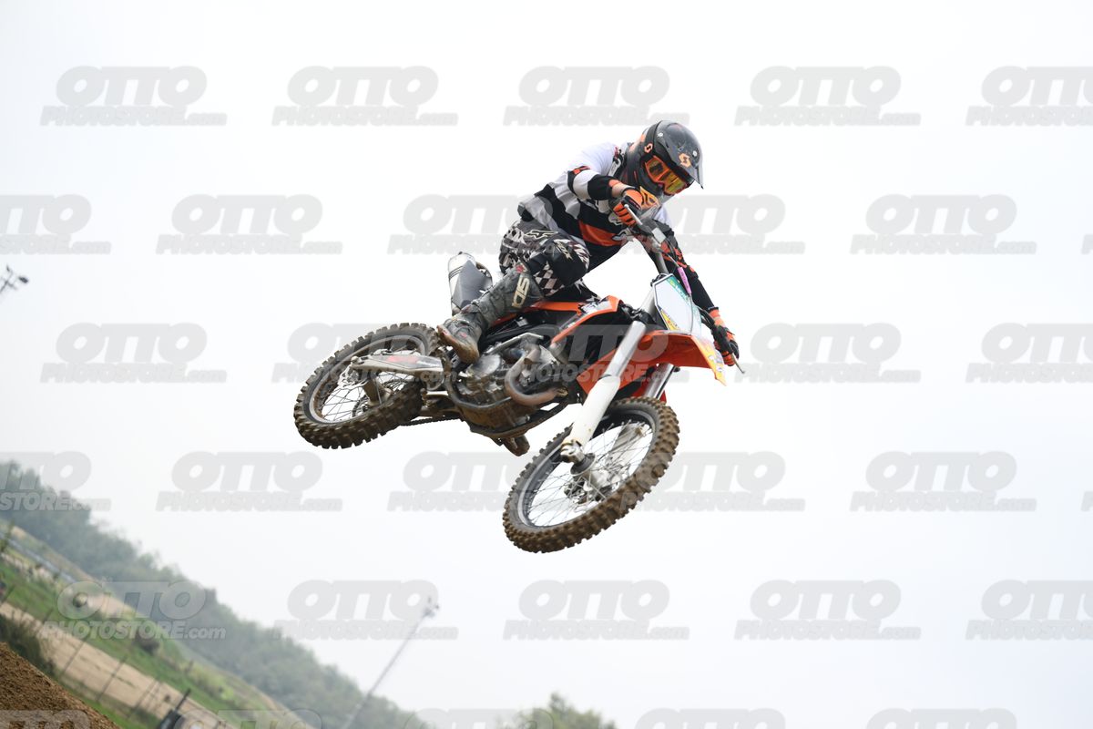 KTM ORANGE WHITE - BLACK WHITE ORANGE SUIT - BLACK ORANGE HELMET · DSH_0723