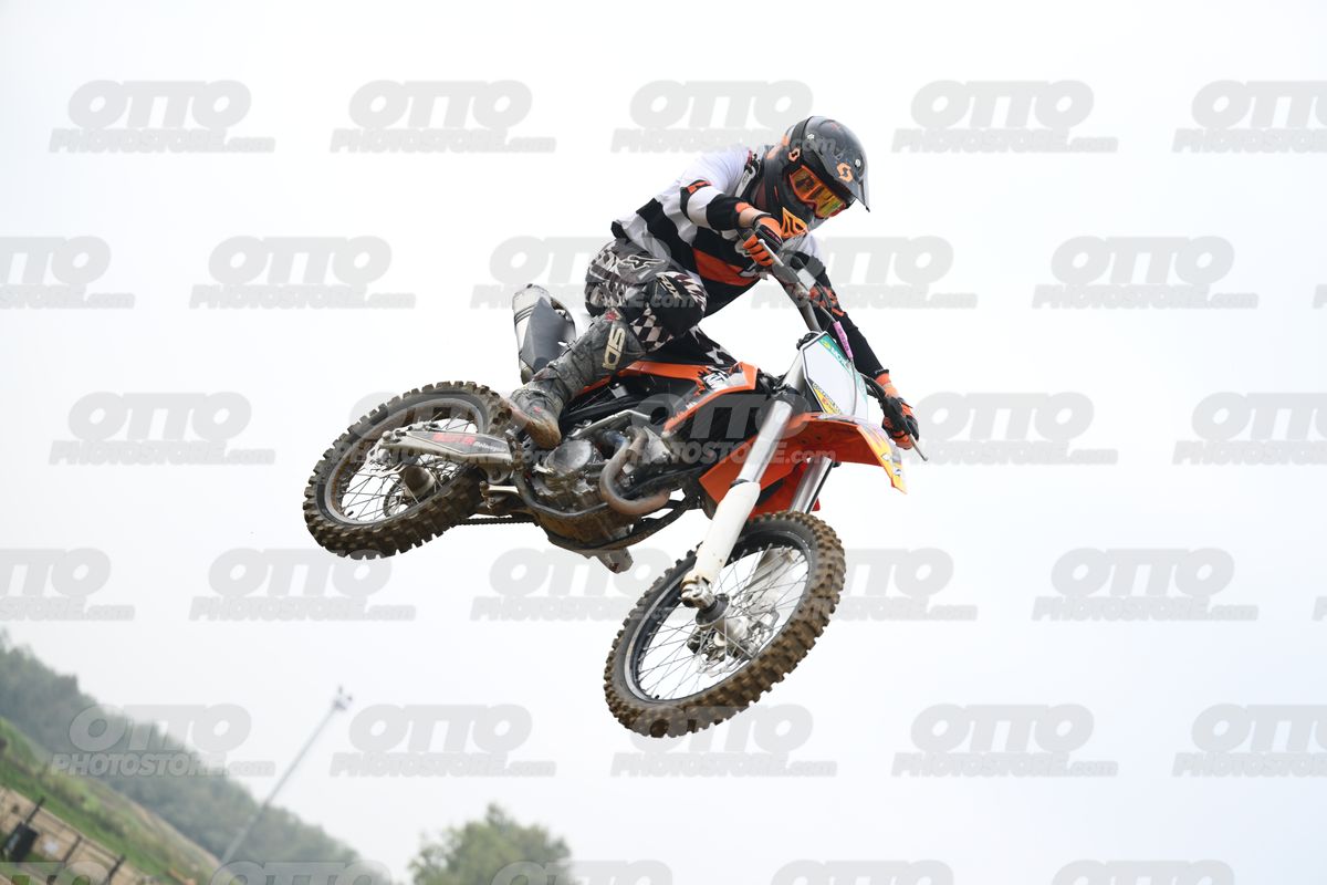 KTM ORANGE WHITE - BLACK WHITE ORANGE SUIT - BLACK ORANGE HELMET · DSH_0724