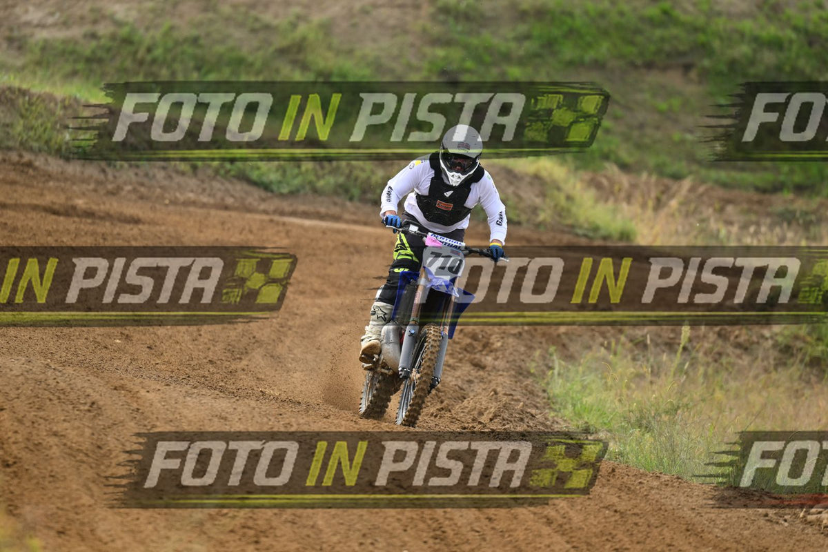 710 · DSH_0725