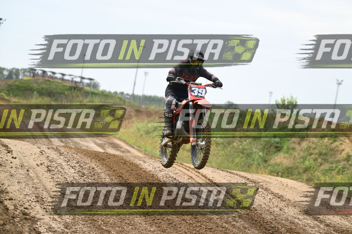 39 · DSH_0749