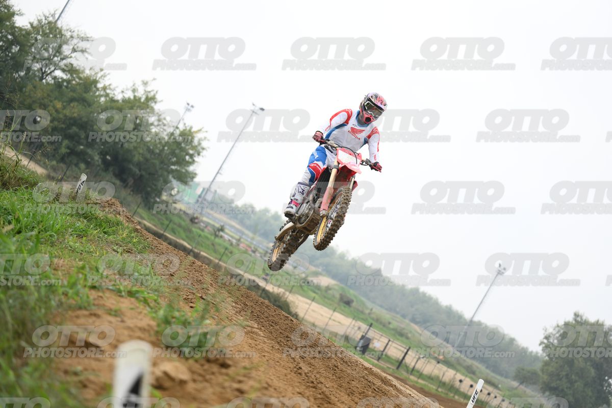 HONDA CRF - White Red Blue Honda Suite · DSH_0758