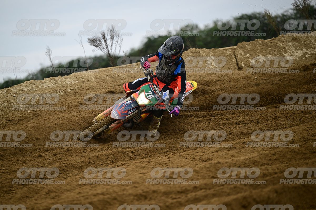 26 · DSH_0762