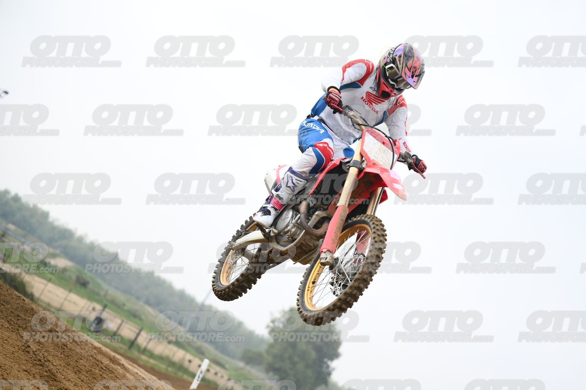 HONDA CRF - White Red Blue Honda Suite · DSH_0764