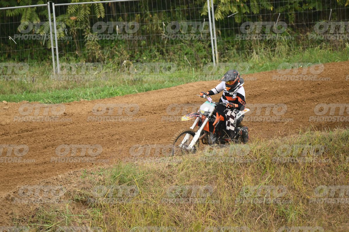KTM ORANGE WHITE - BLACK WHITE ORANGE SUIT - BLACK ORANGE HELMET · DSH_0796