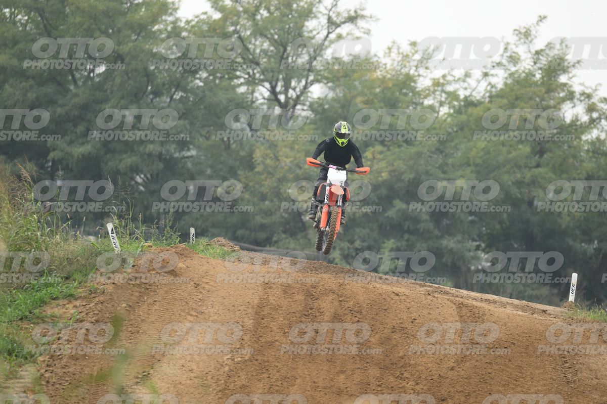 KTM SX ORANGE WHITE - ALL BLACK SUIT - FLUO YELLOW BLACK HELMET · DSH_0803