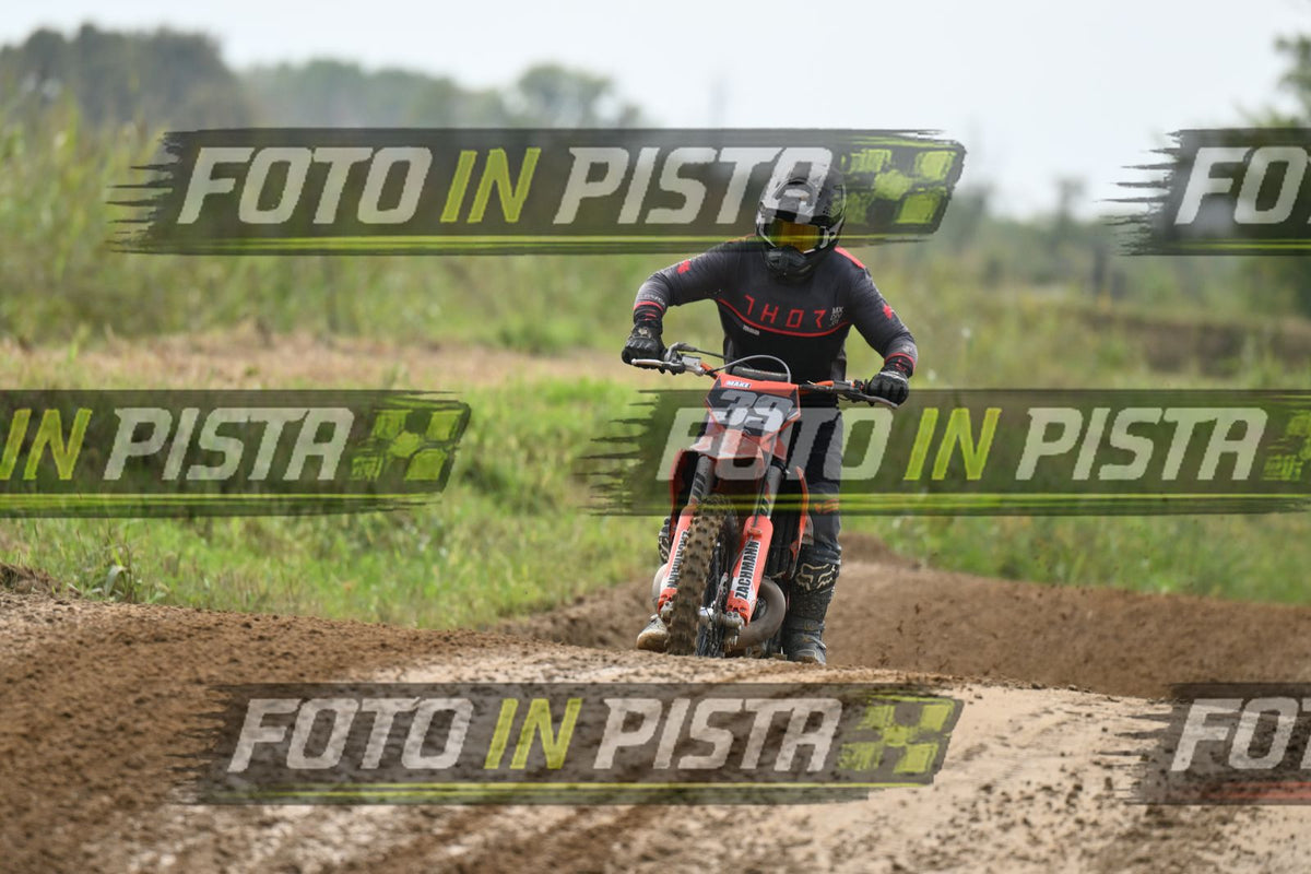 39 · DSH_0810