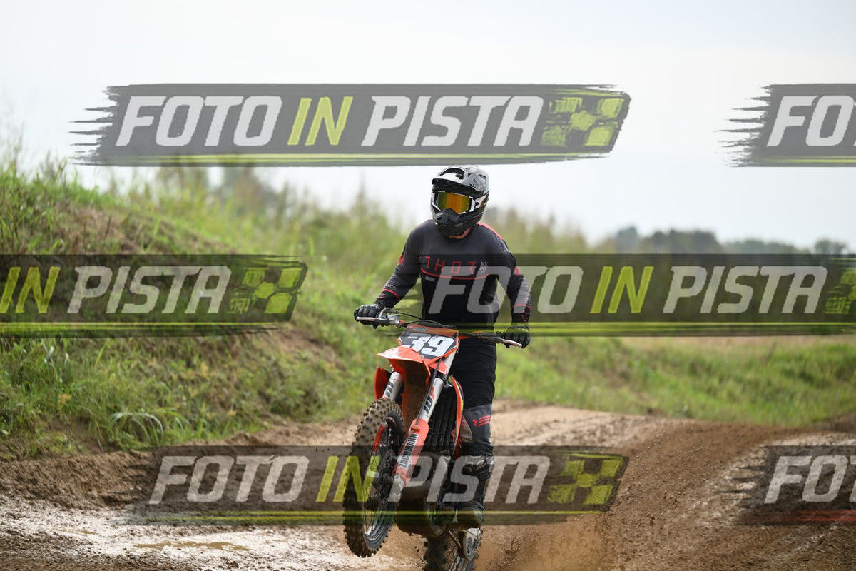 39 · DSH_0812