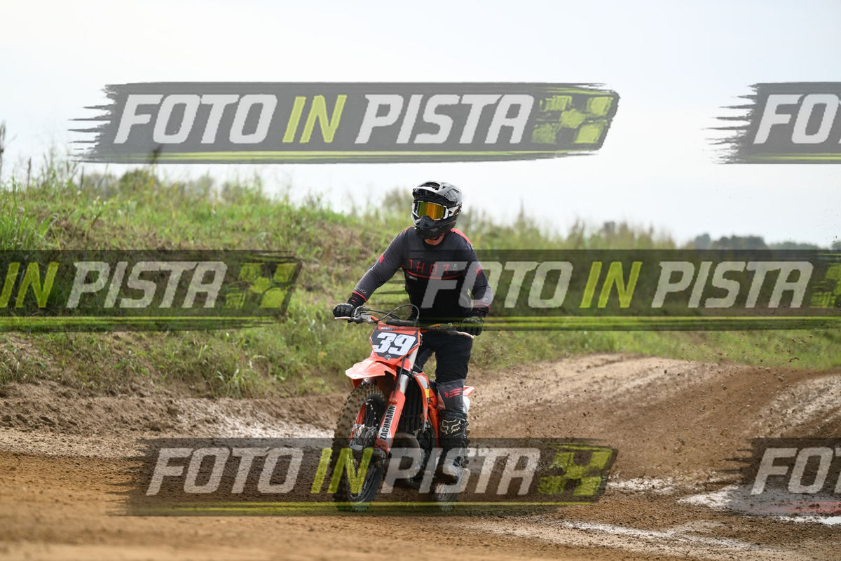 39 · DSH_0814