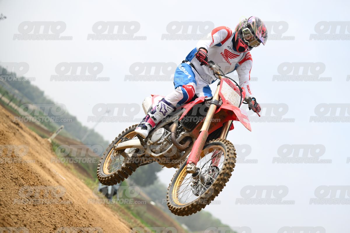 HONDA CRF - White Red Blue Honda Suite · DSH_0848