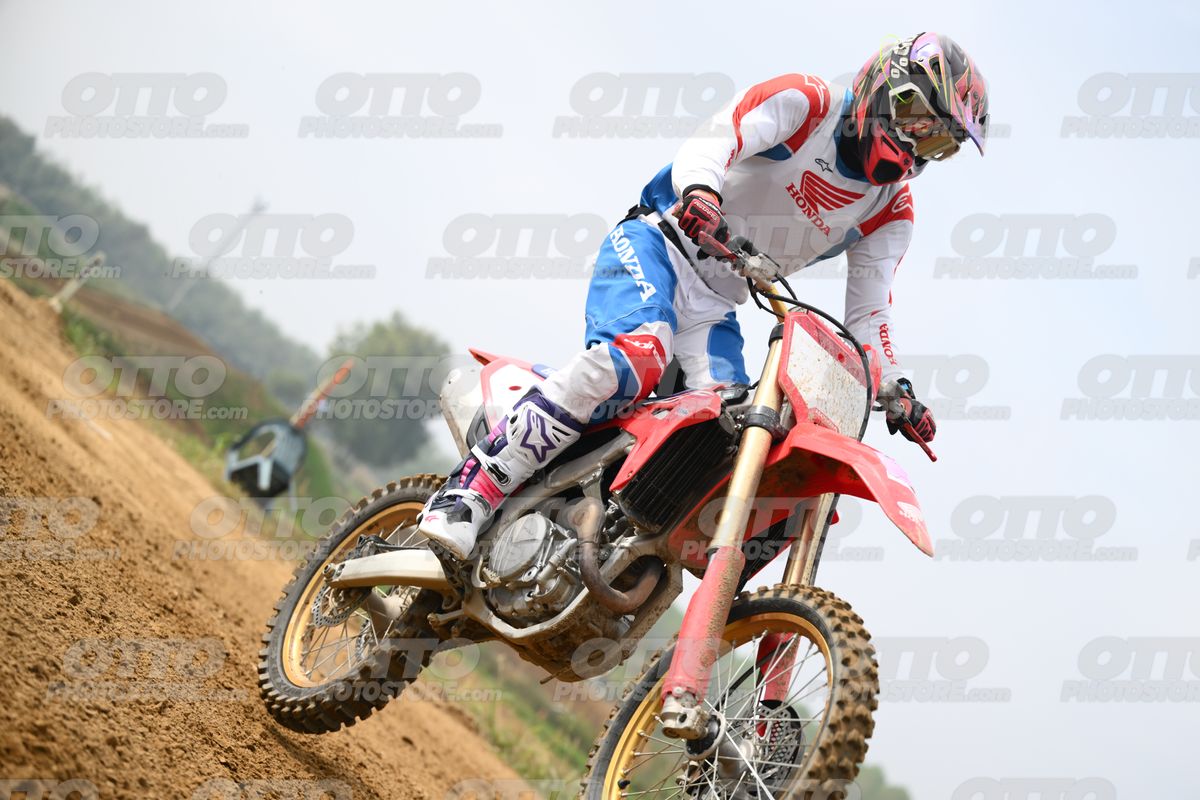 HONDA CRF - White Red Blue Honda Suite · DSH_0849