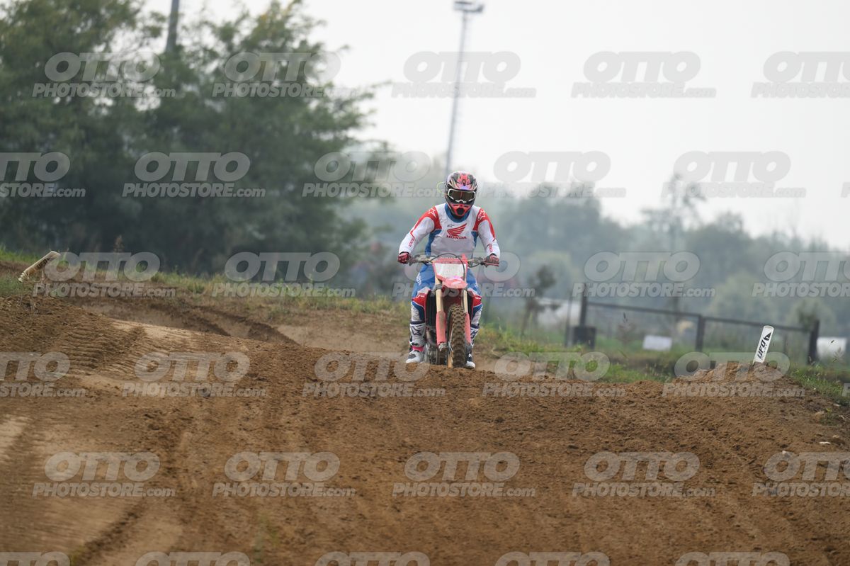 HONDA CRF - White Red Blue Honda Suite · DSH_0885