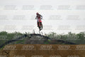 77 · DSH_0899