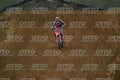 77 · DSH_0905
