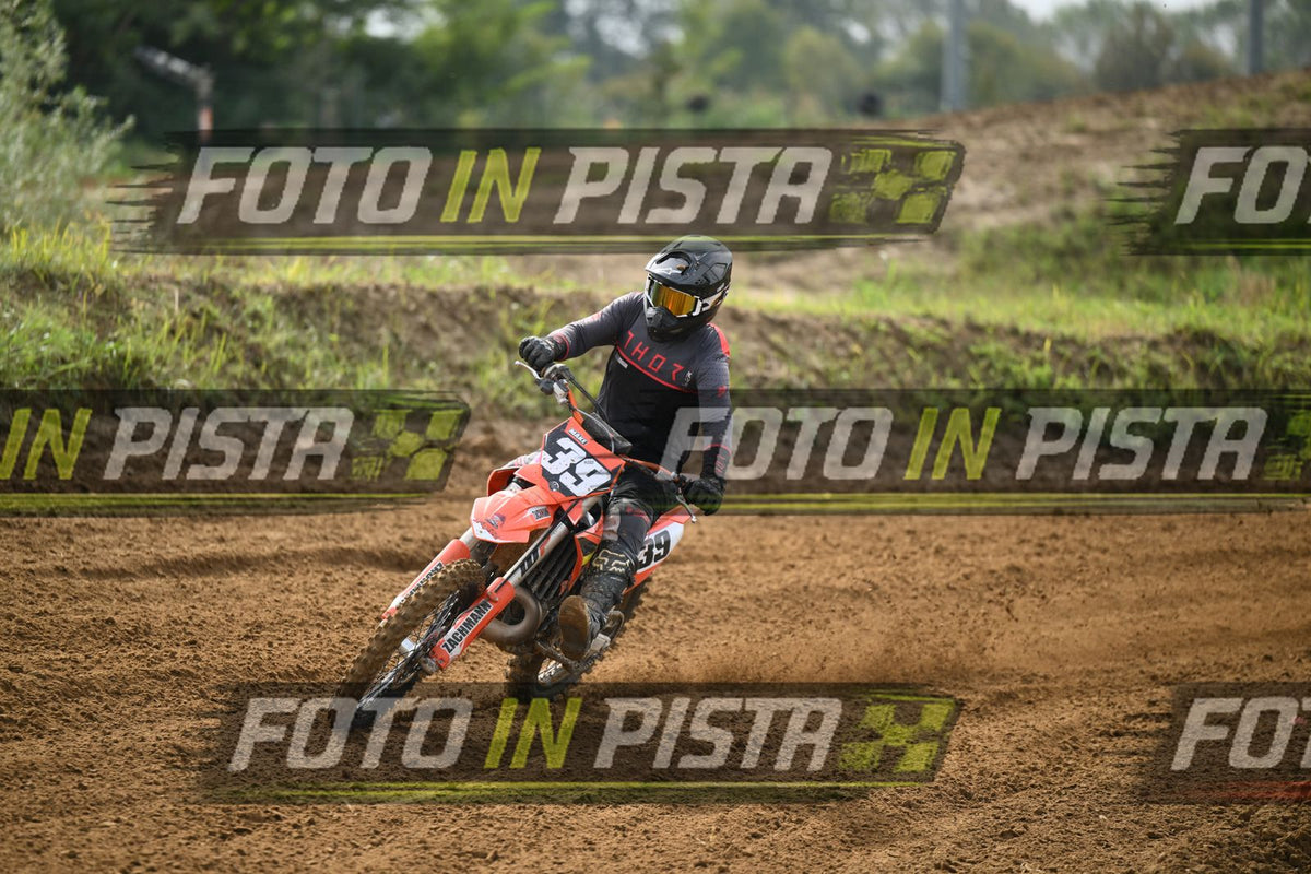 39 · DSH_0952