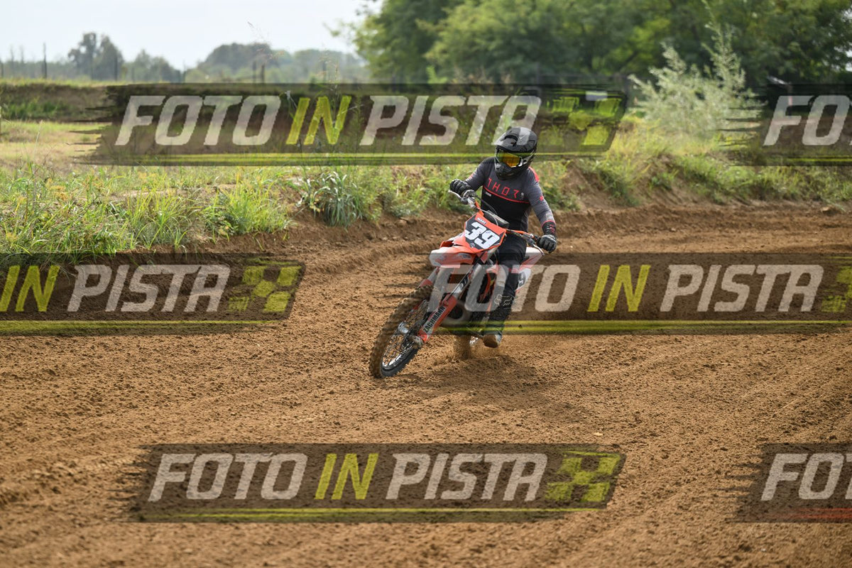 39 · DSH_0957