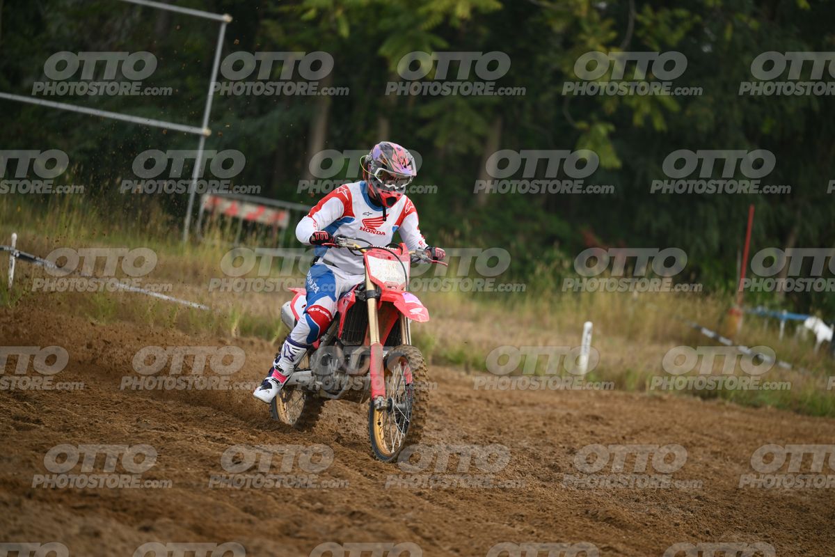 HONDA CRF - White Red Blue Honda Suite · DSH_0964