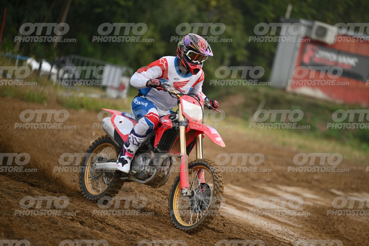 HONDA CRF - White Red Blue Honda Suite · DSH_0969
