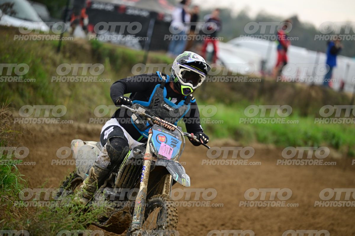12 · DSH_0971