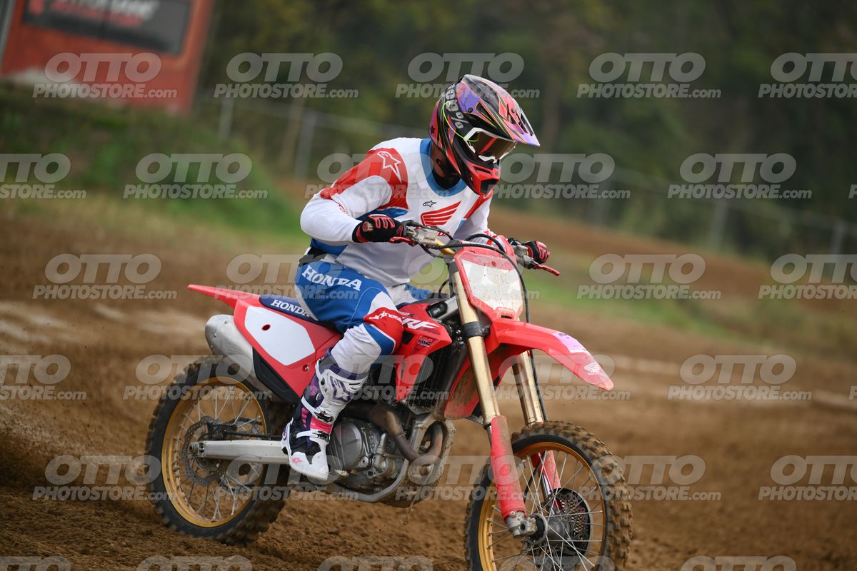 HONDA CRF - White Red Blue Honda Suite · DSH_0971