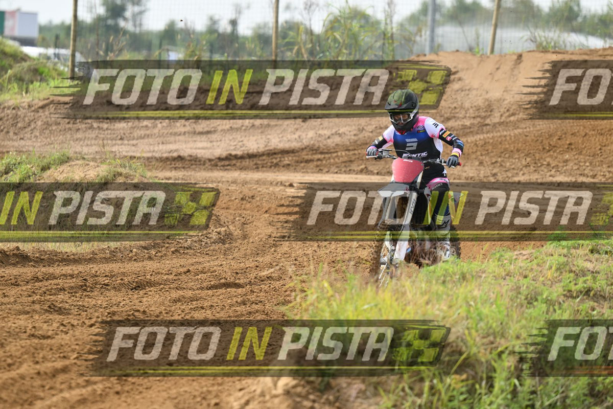 FANTIC RED PINK · DSH_0979
